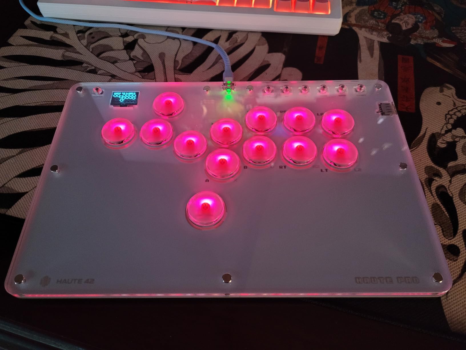 Haute42 13-Key Leverless Arcade Controller, RGB Fighting Stick (Black) customer photo 1