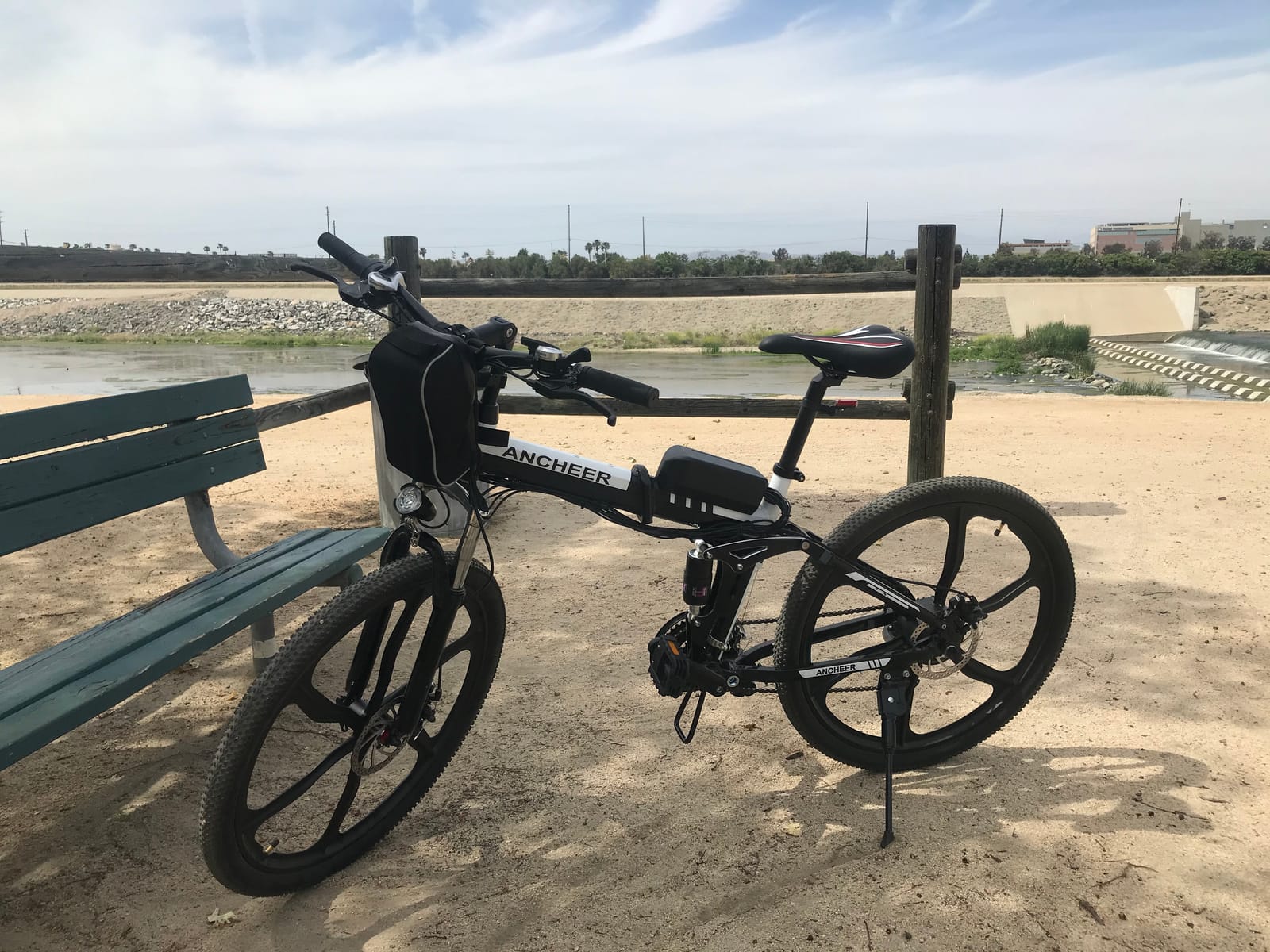 ANCHEER 26'' Electric Bike for Adults, Peak 749W Low Frame Commuter Ebike customer photo 1